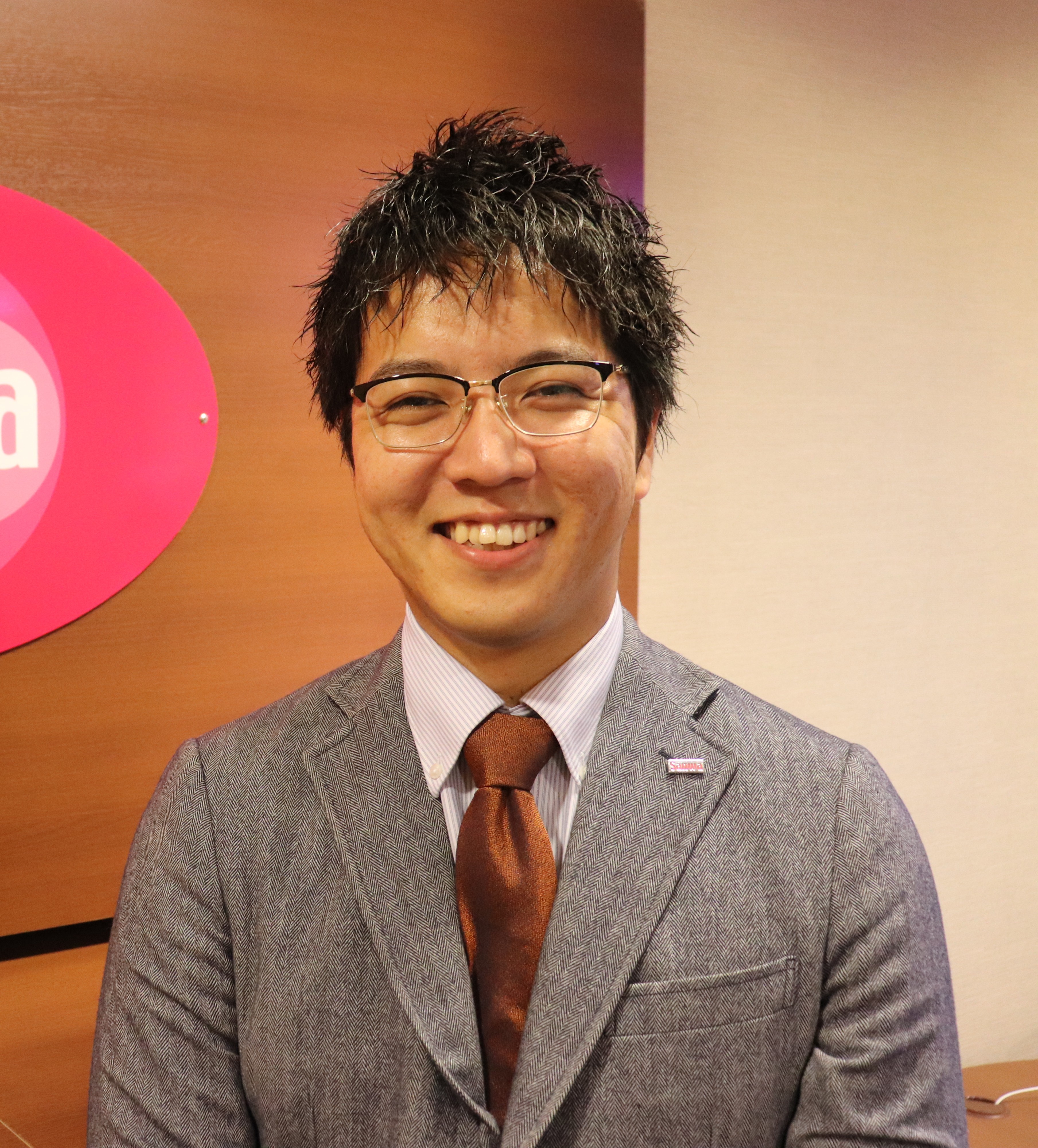 石井　克弥